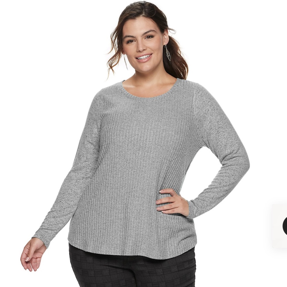 Even Women’s Plus Size top S 4X